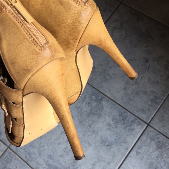 Michael Antonio Tan Heels - Picture 7 of 7